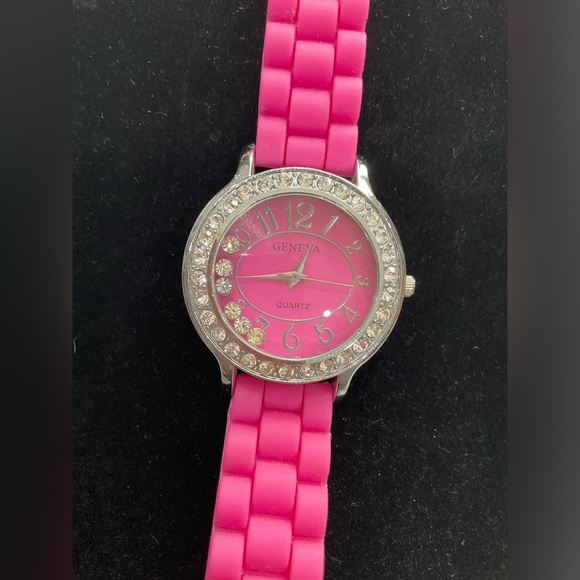 GENEVA PINK SILICONE WATCH - Picture 1 of 5